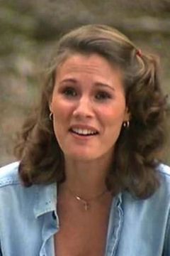 Laurie Bartram interpreta Brenda