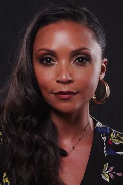 Danielle Nicolet interpreta Cecile Horton