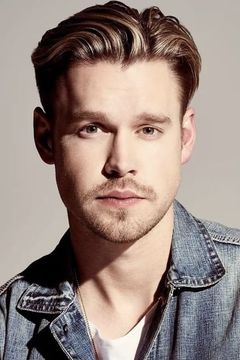 Chord Overstreet interpreta Adam