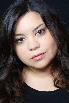 Adrienne Lovette interpreta Middle Aged Woman (uncredited)