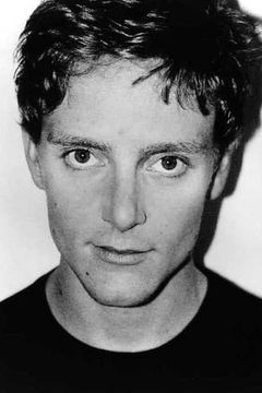Charlie Beall interpreta Gambler
