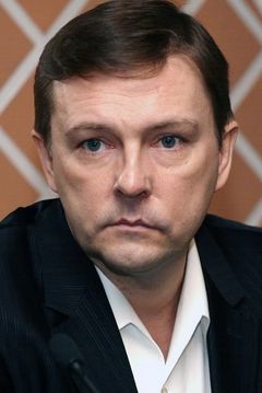 Aleksei Nilov interpreta Dmitriy