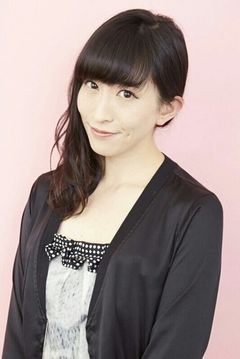 Kaori Nazuka interpreta Toru Hagakure (voice)