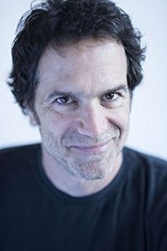 Fausto Maria Scarappa interpreta Marco