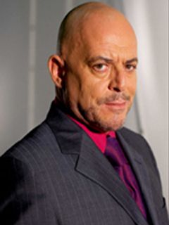 Robert Whitehead interpreta Cantab