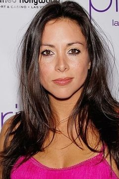 Siobhan Parisi interpreta Prostitute #2