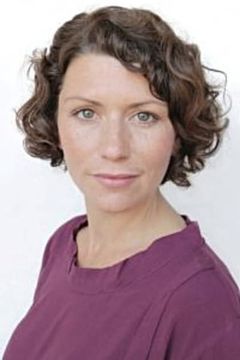 Chloe Williams interpreta Eugénie Clark