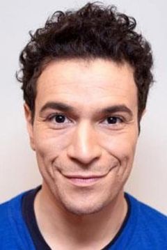 Yacine Belhousse interpreta Additional Voices (voice)