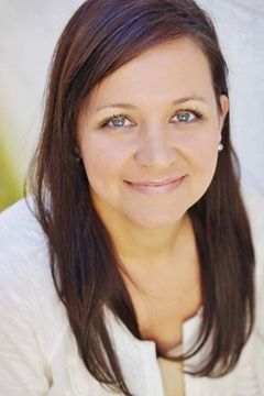 Lisa Lamb interpreta Homeowner (uncredited)