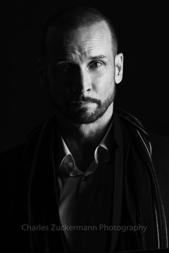 Colin Cunningham interpreta Tripp