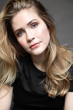 Sarah Zanotti interpreta Eden Perry