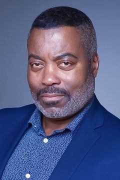 Christopher Ricardo Price interpreta Drug Dealer