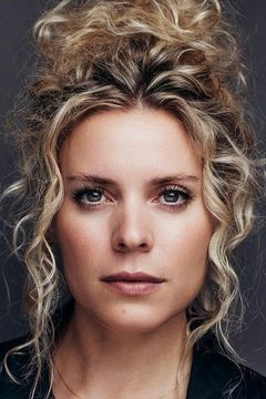 Josefine Tvermoes interpreta Prisme