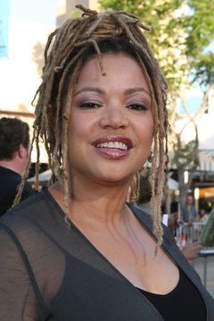 Kasi Lemmons interpreta Ardelia Mapp