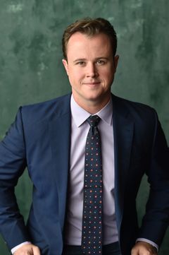 Quinn VanAntwerp interpreta Glee Club Alto Singer