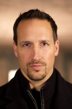Jason Koehler interpreta White House Stage Guard