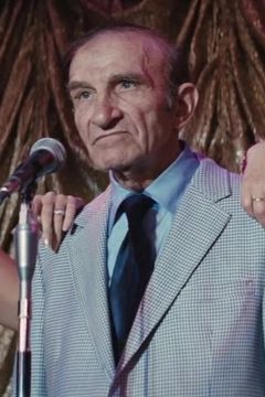 Leonard Barr interpreta Burlesque House Comedian