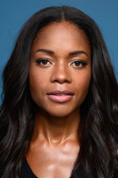Naomie Harris interpreta Sarrah