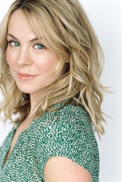 Mary Faber interpreta Miss Lurleen / Texas Lady / Pageant Lady / PA Voice (voice)