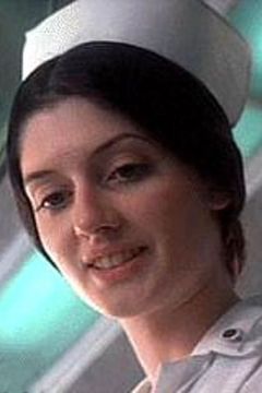 Kathy Rickman interpreta Nurse