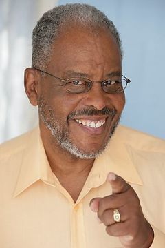 Sy Richardson interpreta Sonny