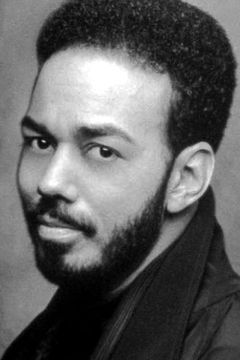 James Ingram interpreta The 2nd Balladeer (voice) (uncredited)