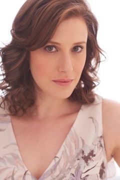 Melissa Miller interpreta Attorney 2