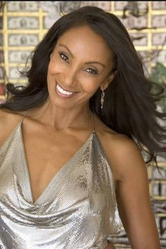 Downtown Julie Brown interpreta Cigarette Girl
