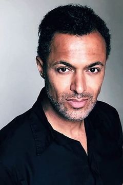 George Arrendell interpreta Paul Lafargue