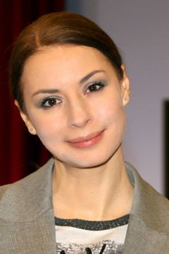 Irina Lachina interpreta lawyer