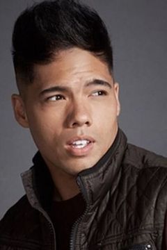 Dominic Sandoval interpreta Li'l Rosero Dancer