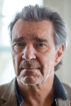 Kjell Bergqvist interpreta Peder Weine