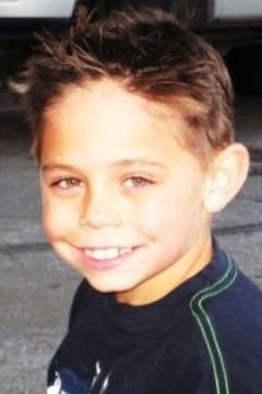 Jake Keiffer interpreta Rufus