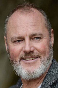 Stéphane Jacquot interpreta Mental Home Garden Nurse
