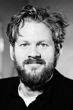 Andreas Stoltenberg Granerud interpreta Even Pettersen