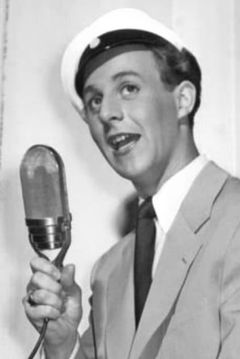 Hans Lindgren interpreta Blom (voice)