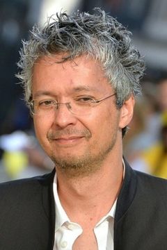Pierre Coffin interpreta Tim / Bob / Mark / Phil / Stuart (voice)