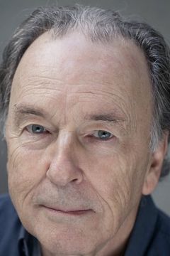 Michael Elwyn interpreta Montague