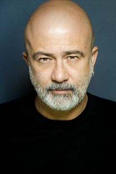 Durul Bazan interpreta Mehmet