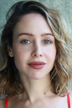 Mimi Michaels interpreta Female Fan