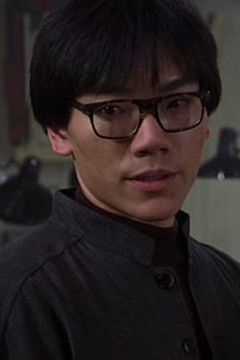 Steven Jang interpreta Vincent Wang