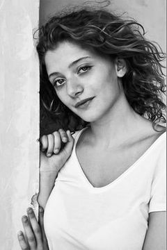 Andrealuna Posocco interpreta Chiara