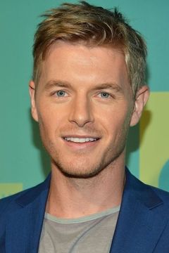 Rick Cosnett interpreta Eddie Thawne