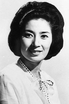 Yumi Shirakawa interpreta Chikako Arai