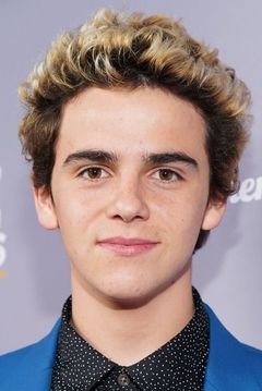 Jack Dylan Grazer interpreta Alberto Scorfano (voice)