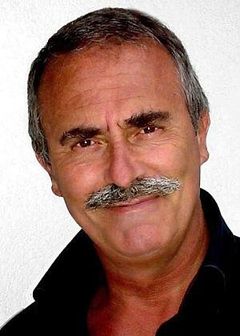 Gianluigi Crescenzi interpreta Taccone