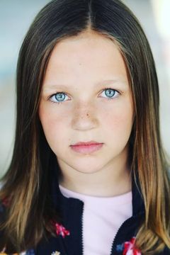 Chandler Head interpreta Granddaughter