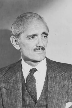 Philip Merivale interpreta Professor Sorel