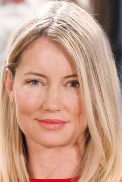 Cynthia Watros interpreta Katherine