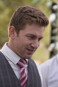 Stiaan Smith interpreta Retief
